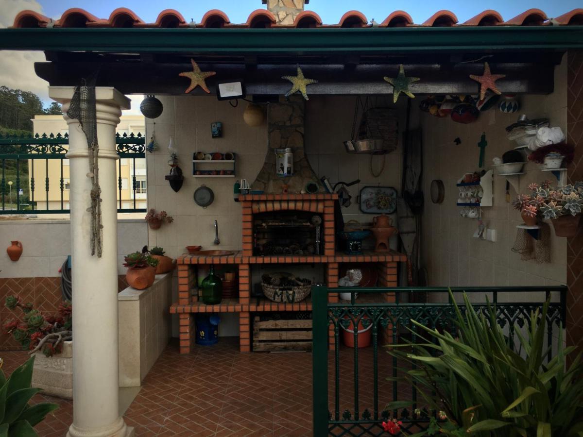 Moradia Valdemar Villa Nazare Exterior photo